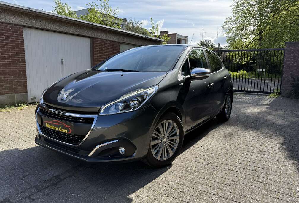 Peugeot 208 1.2i PureTech Style, 1EIGENAAR,NAV,AIRCO,BLUETOOTH,CRUISE...