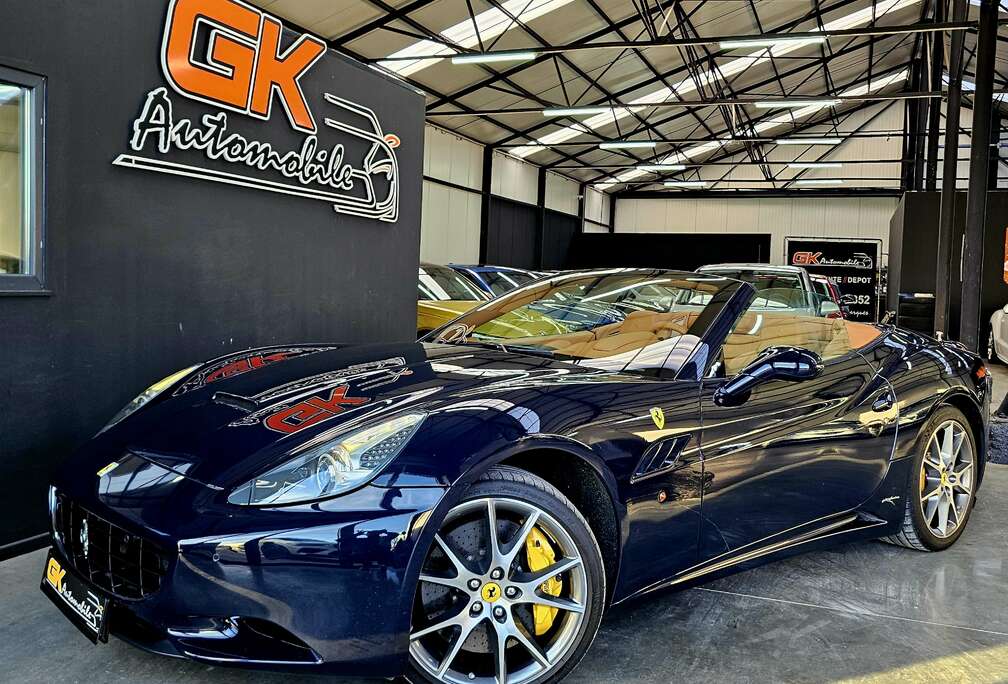 Ferrari 4.3i V8 // 4pl // Ceramic // Full Historique  // VENDUE / SOLD //