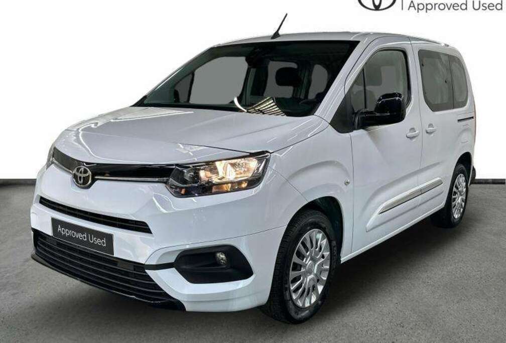 Toyota Verso Shuttle 5pl  Heated Seats  Carplay