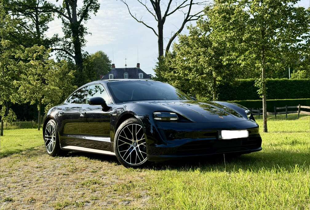 Porsche 1ST OWNER/ BOSE / ACC / 360