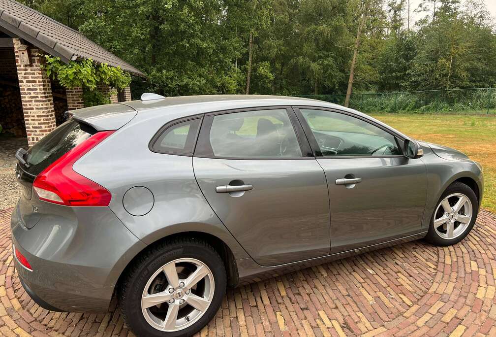 Volvo V40 1.5 T2 Kinetic Geartronic
