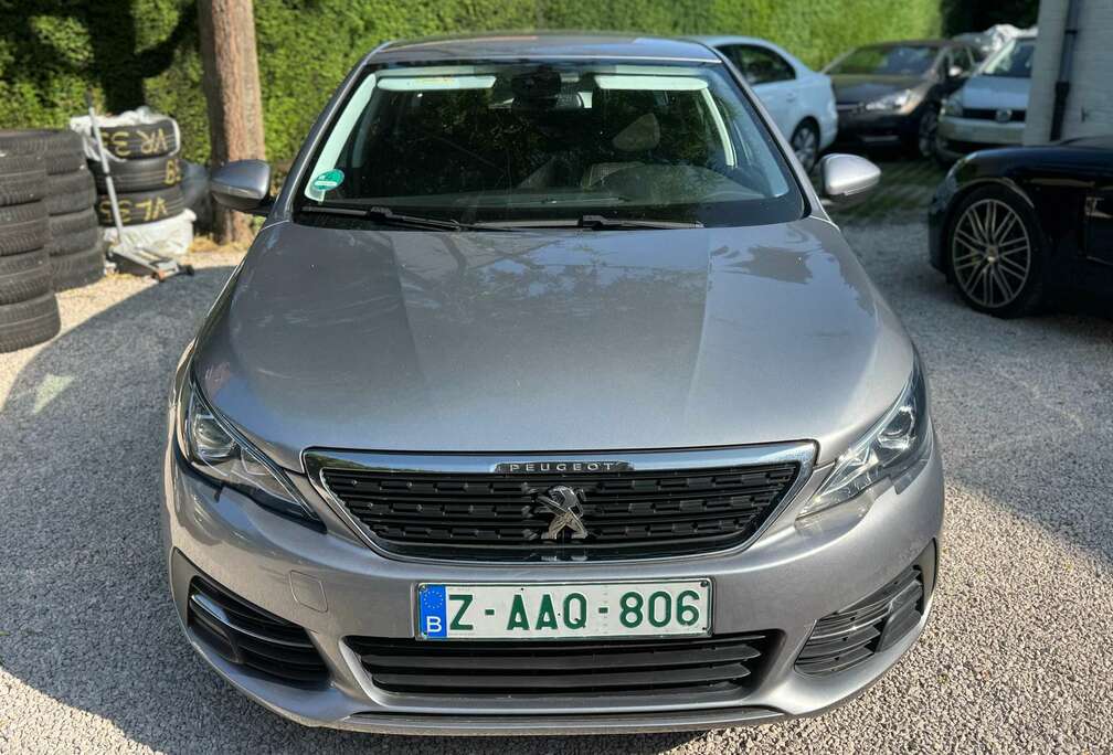Peugeot SW 1.2 PureTech 110 - ZEER PROPER