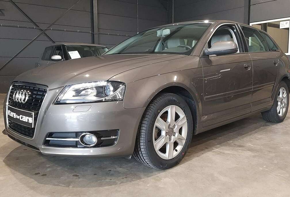 Audi 1.4 TFSI Attraction *Xenon*Nieuwe koppeling/kettin