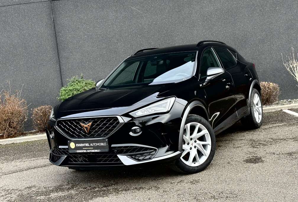 1.5 TSI*DSG*LED*NAVIGATION*CAMERA*JA18*CARPLAY*