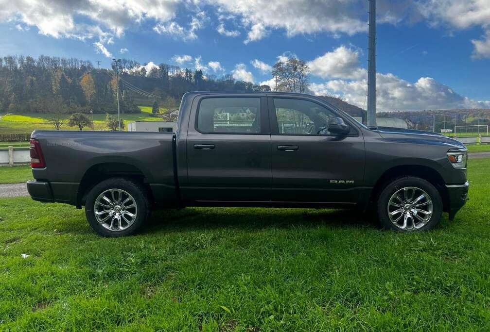 Dodge 1500 5.7 V8 Laramie Sport + LPG
