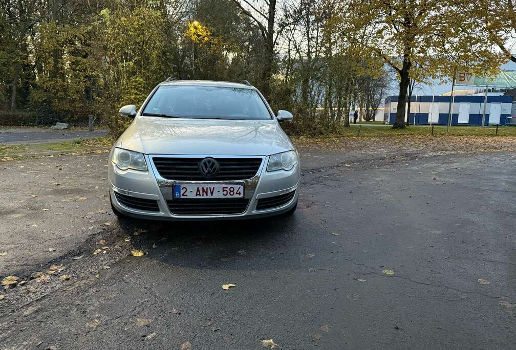 Volkswagen 2.0 tdi Comfortline 110cv