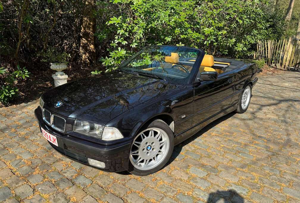 BMW 320i cabriolet concours conditie