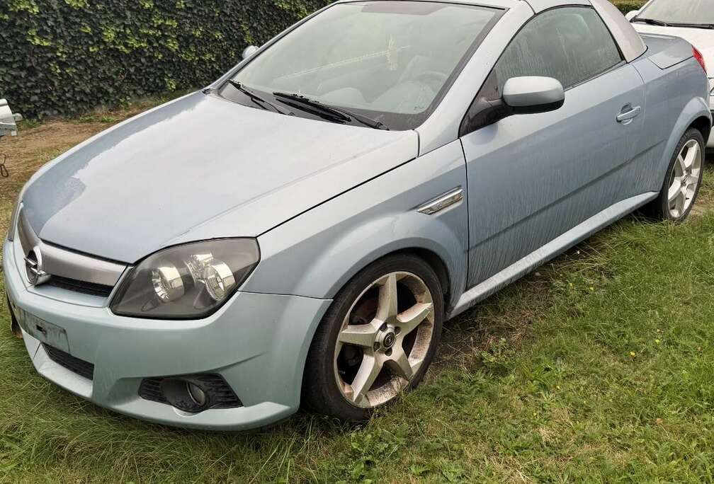 Opel Twintop 1.4i XEP 16v Cosmo