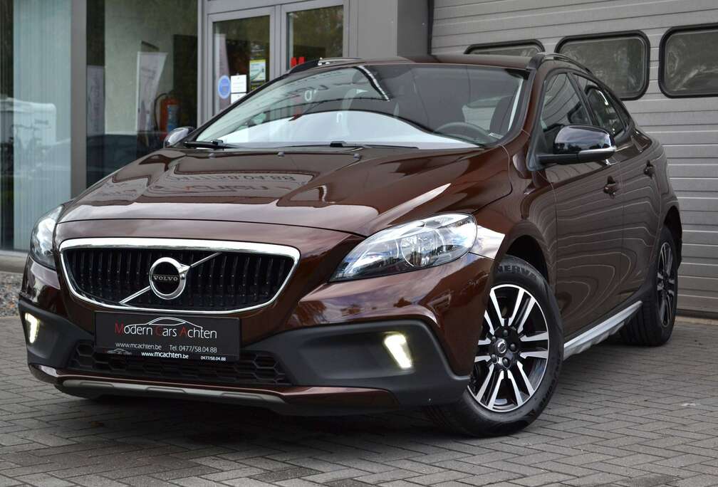 Volvo V40 Cross Country 2.0 T3 Benzine