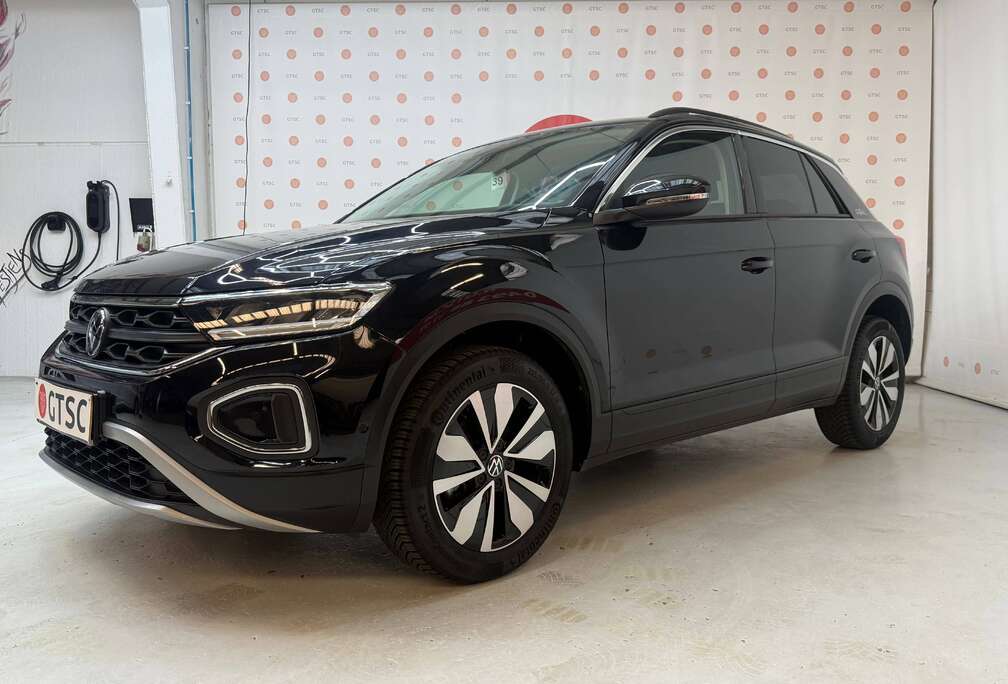 Volkswagen 1.0 TSI GOAL Navi Carplay Lane assist ACC Travel assist, Verwarmde stoelen Inductief laden Digital Cockpit