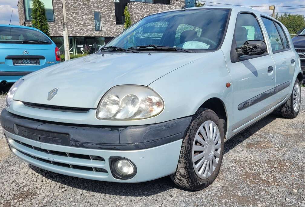 Renault 1.2i wordt GEKEURD 1STE EIG 136000KM OHBOEK 2001