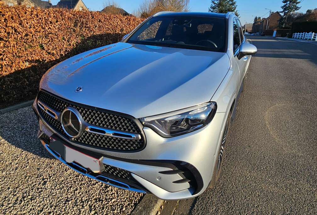 Mercedes-Benz 300 de 4 Matic