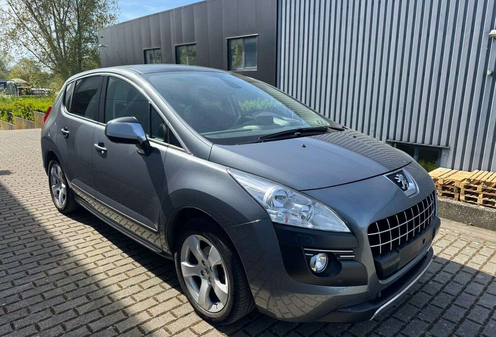 Peugeot 3008 1.6HDI *** AUTO ***