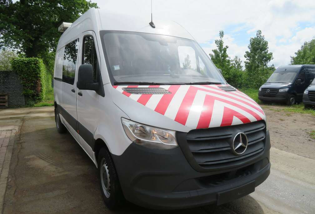 Mercedes-Benz 314 2.1 CDI L2H2 FWD 9G-tronic