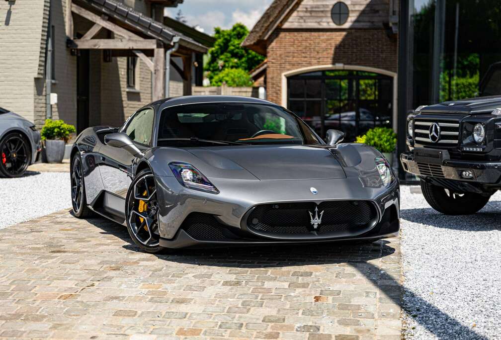 Maserati 3.0 V6 Twin Turbo / VAT Refundable  / Carbon Wrap / 20\' / Lift / Grigio Mistero
