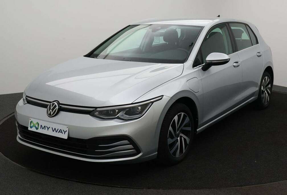 Volkswagen Golf eHybrid 1.4 Style Business OPF DSG (150 kW)