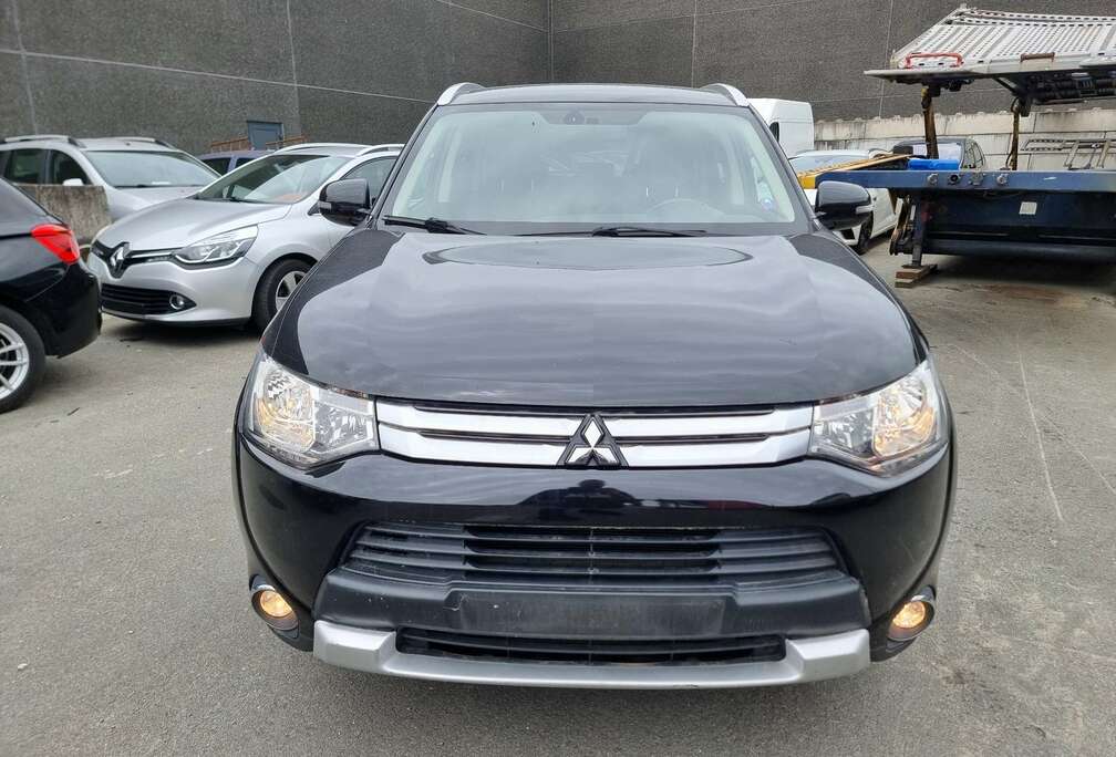 Mitsubishi 2.2 DI-D 4WD Anniversary Edition 7 PL