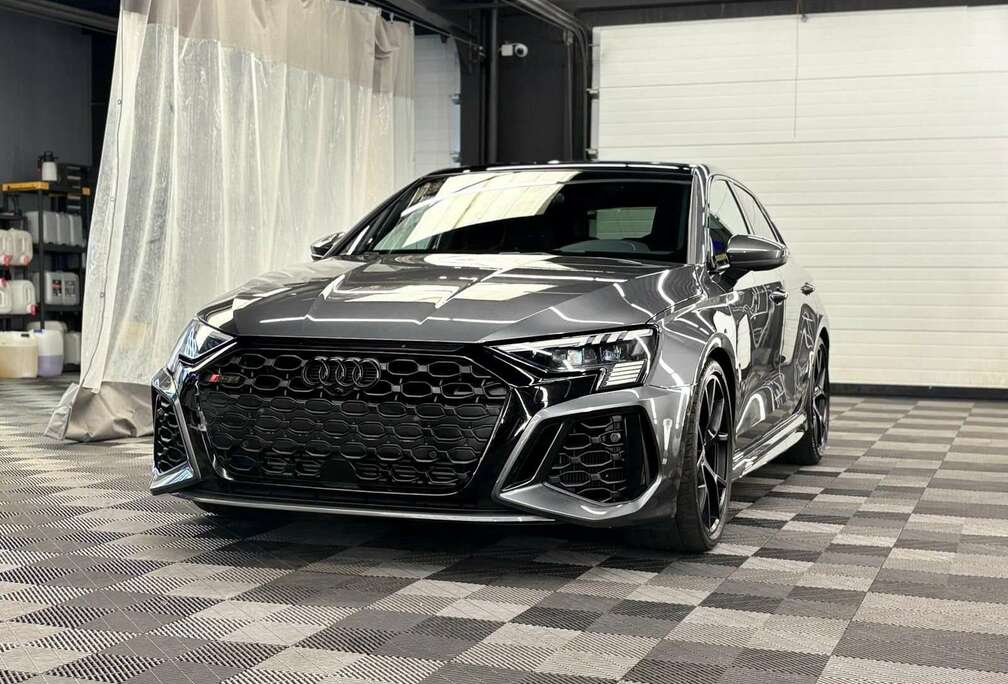 Audi 2.5 TFSI Sportback Quattro FULL OPTION