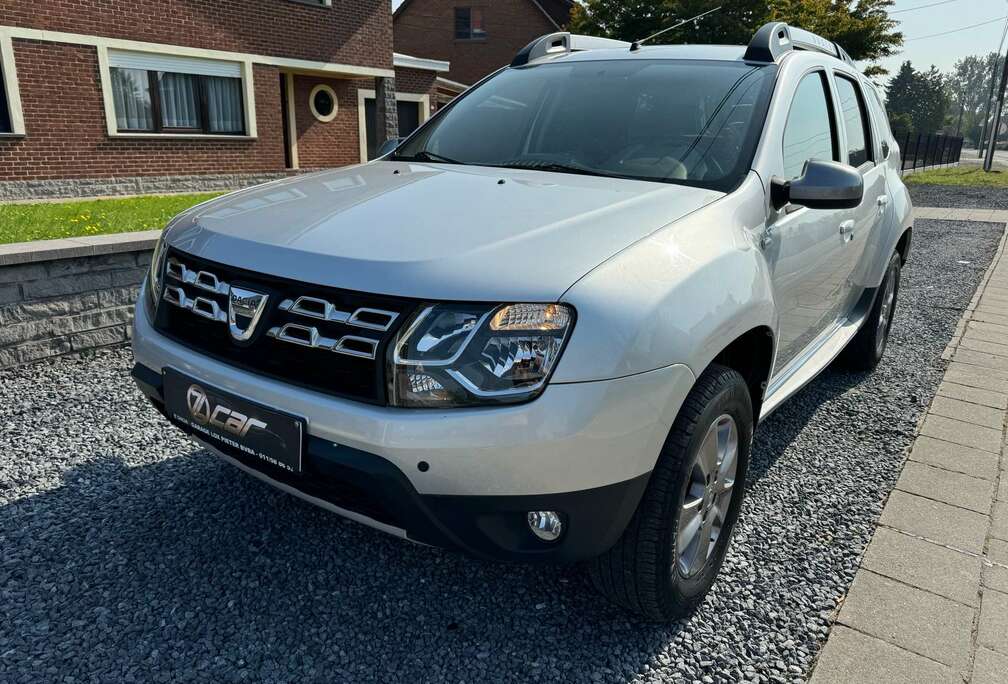 Dacia 1.6i 4x2 Anniversary 2. NAVI/CLIM/JANTES/GARANTIE