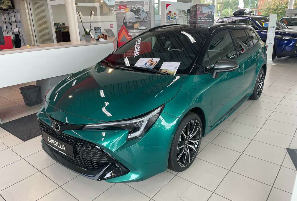 Toyota TS 1.8 Hybrid GR Sport e-CVT GPF