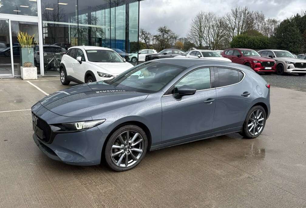 Mazda e-SKYACTIV G Takumi