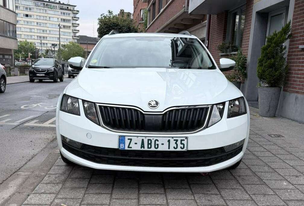Skoda Octavia SW 1.6 CR TDi Ambition DSG (EU6) New Clean