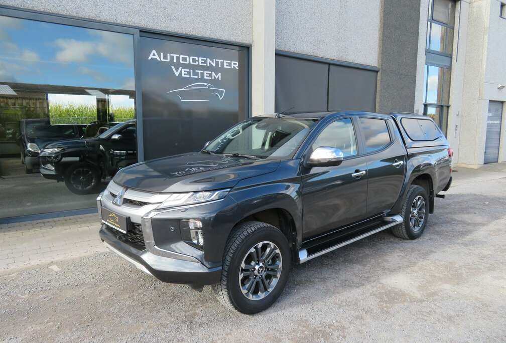 Mitsubishi Instyle automaat met gesloten bak