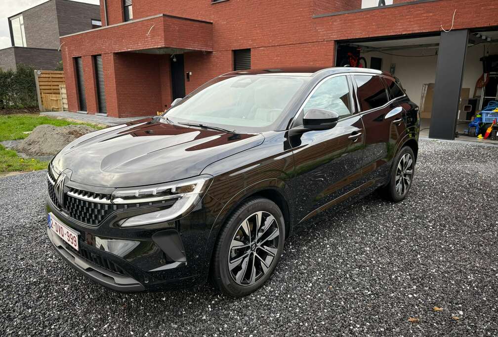 Renault Techno E-Tech Full Hybrid 200