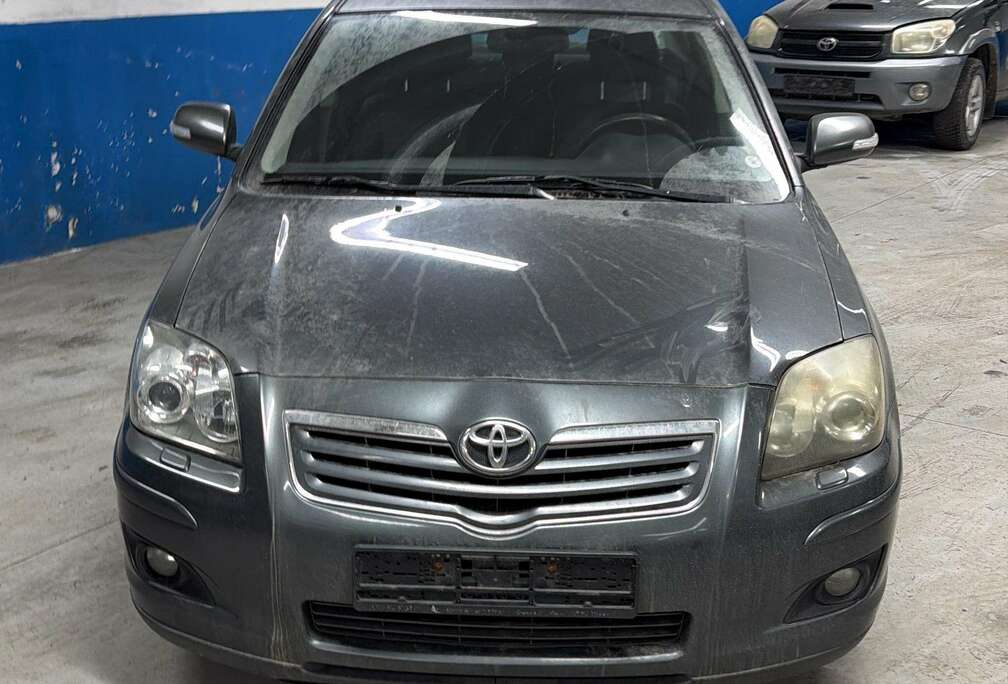 Toyota 2.0i VVT-i 16v D4 Linea Sol