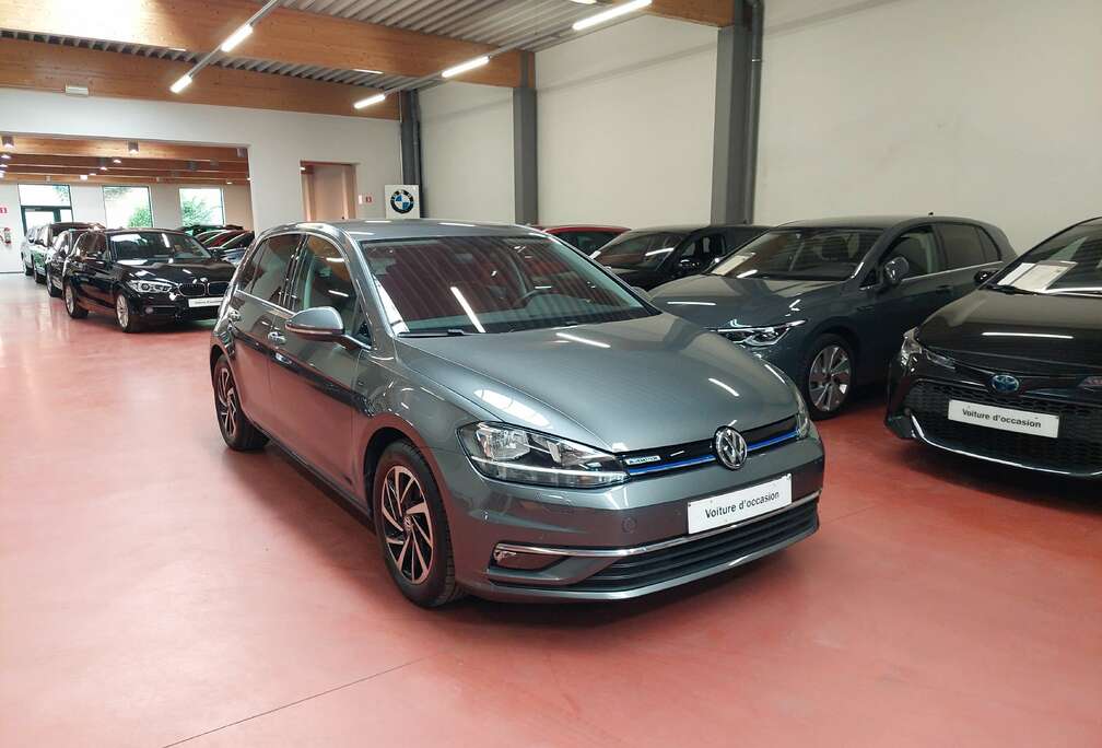 Volkswagen 1.5TSi - DYNAUDIO / NAVI / CAMERA / CARPLAY