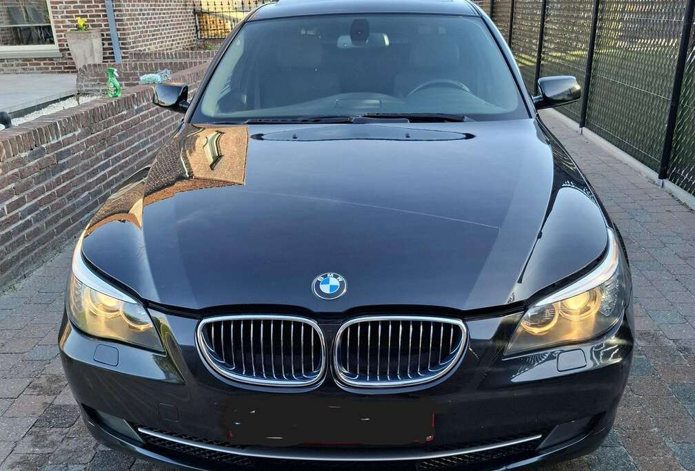 BMW 525i