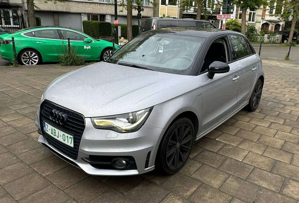 Audi A1 Sportback 1.2 TFSI Ambition S line //12 mois GARANTIE//