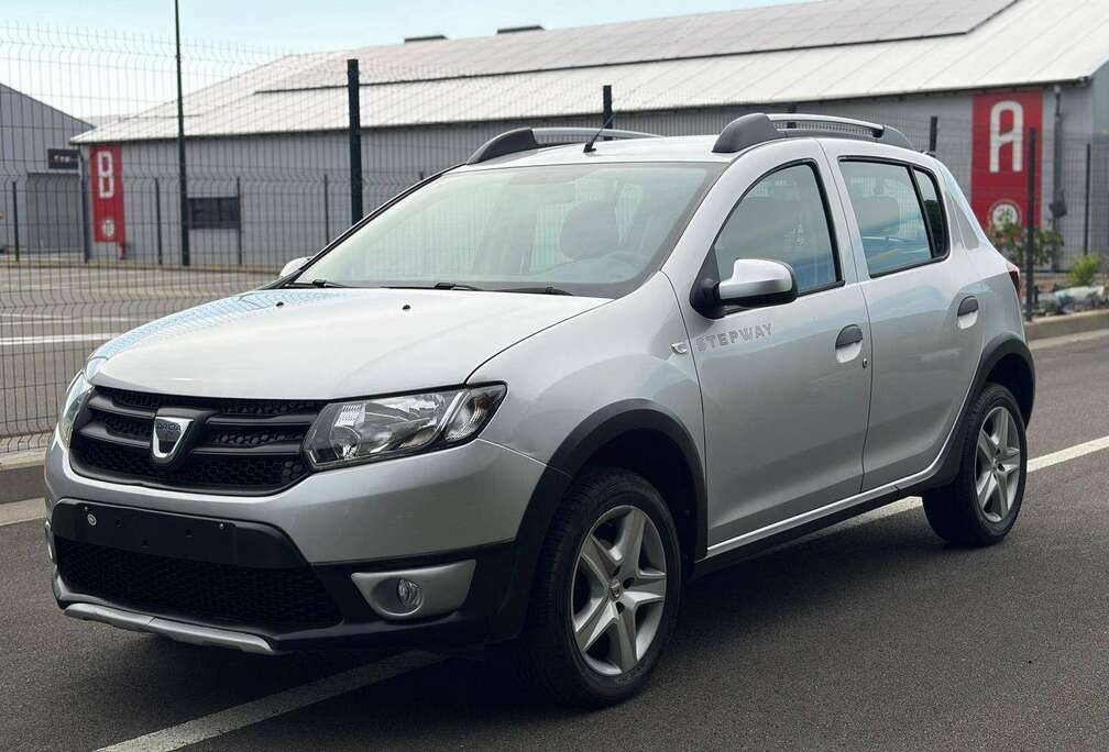 Dacia Sandero Stepway 0.9 TCe * 41.000km * 0492/43.69.59