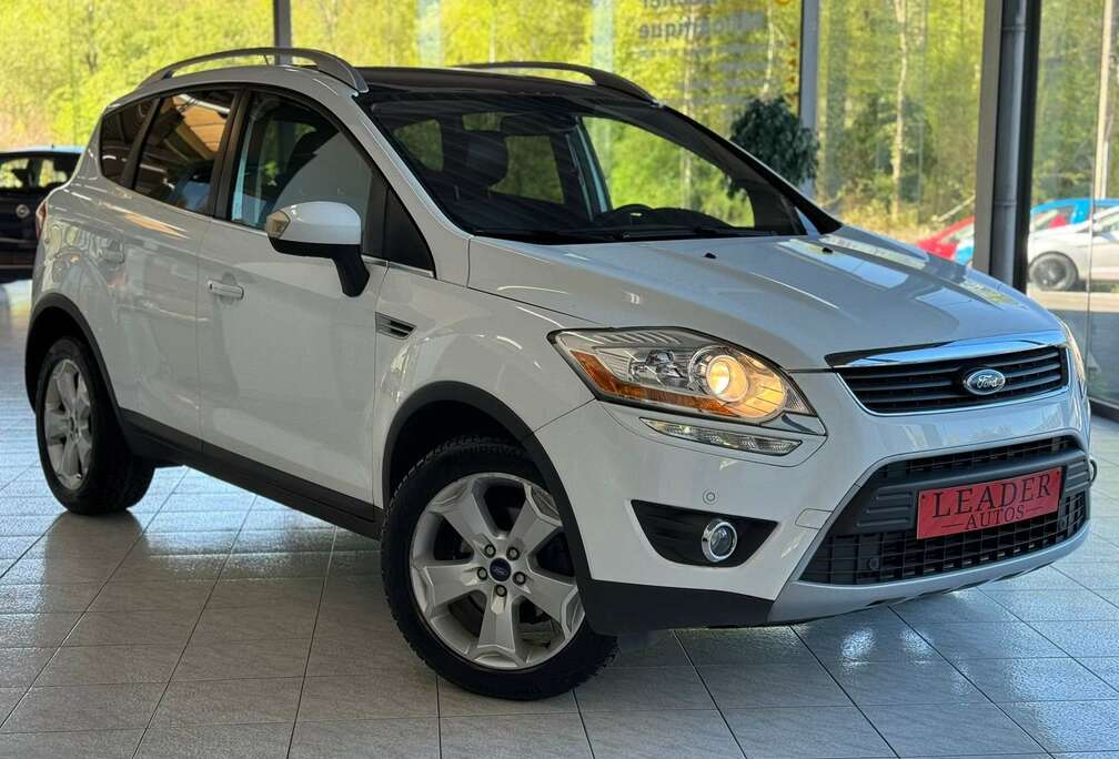 Ford 2.0 DIESEL - 4WD TITANIUM-136CV - AUTOMATIQUE - GPS -TOIT PANO OUVRANTE