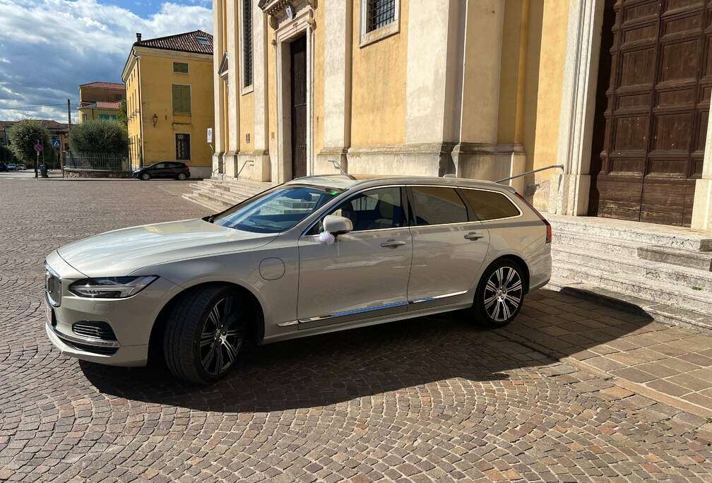 Volvo V90 2.0 T8 AWD Inscription met Trekhaak (Polestar Engineered tune)