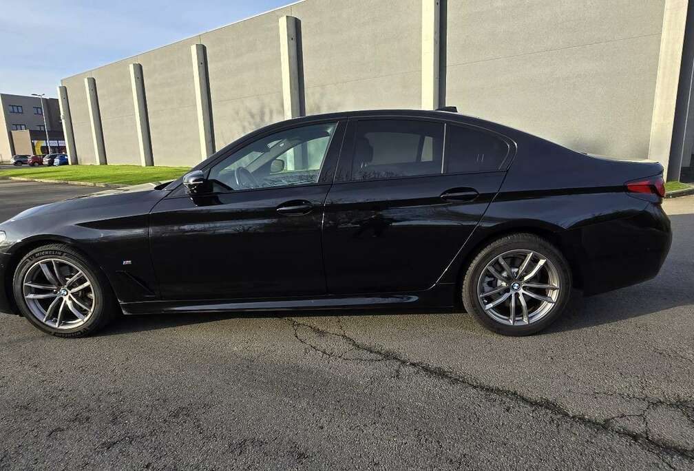 BMW 520i Full options - Black - AUCUN FRAIS A PRÉVOIR