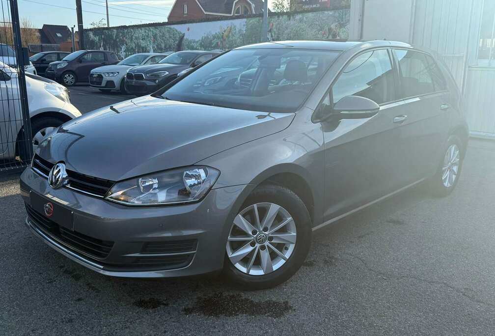Volkswagen 1.2 TSI Bluemotion / PDC / 1ERE MAIN / REGU / CLIM
