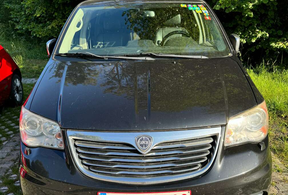 Lancia Voyager 2.8 Multijet 16v Gold