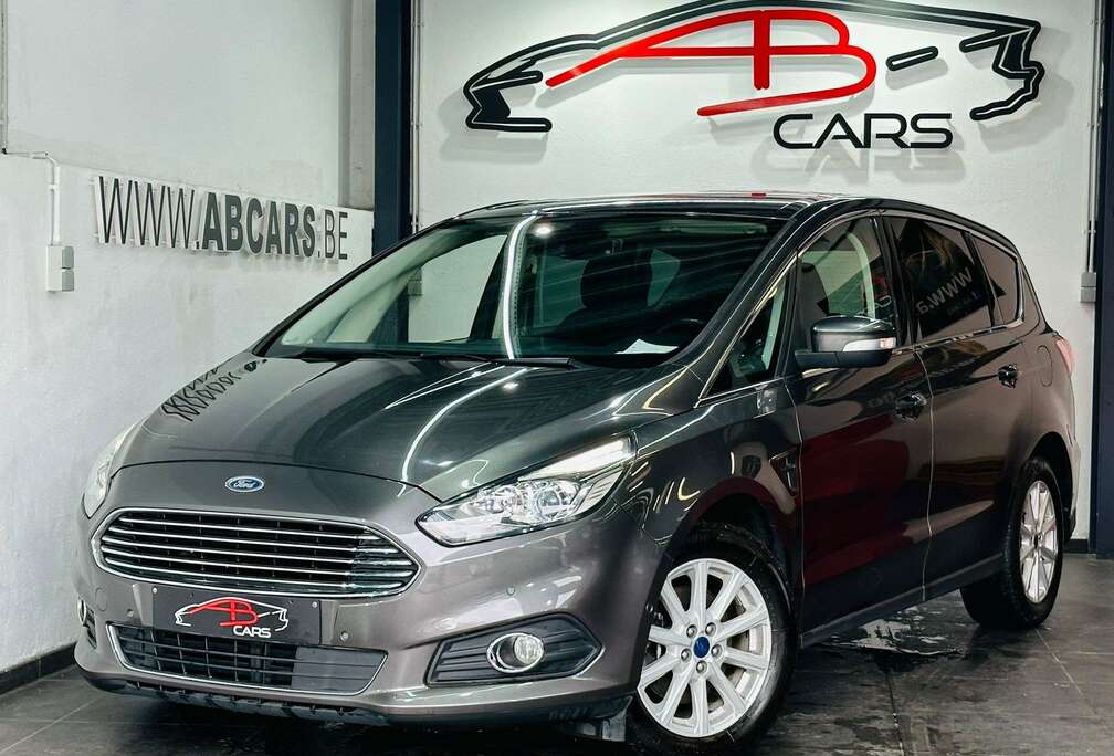 Ford 2.0 TDCi Titanium * GARANTIE 12 MOIS * 5 PLACES *