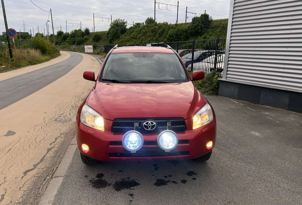 Toyota RAV4 2.0 VVT-i 152 VXE AUTOMATIQUE