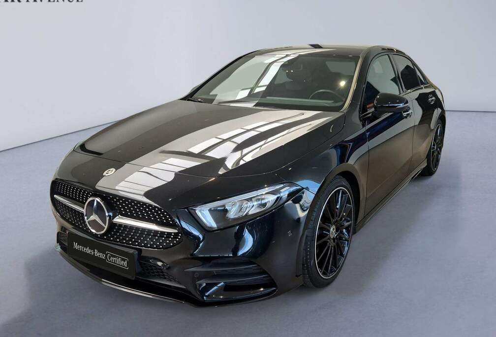 Mercedes-Benz Berline 180d AMG Line