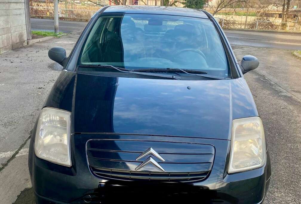 Citroen 1.4i Exclusive (Beaucoup D Option )