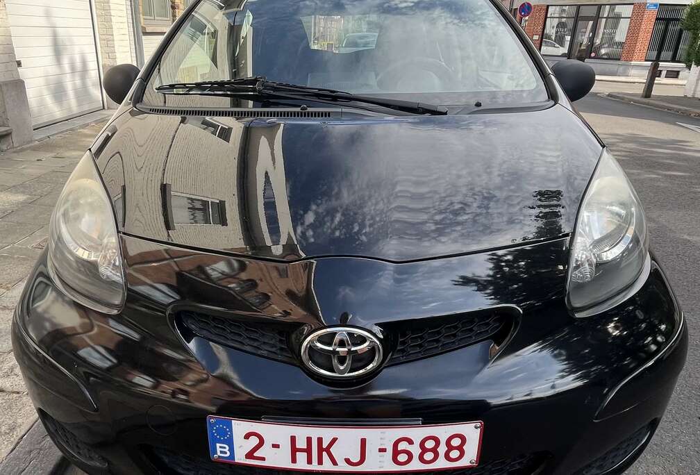 Toyota 1.0i VVT-i