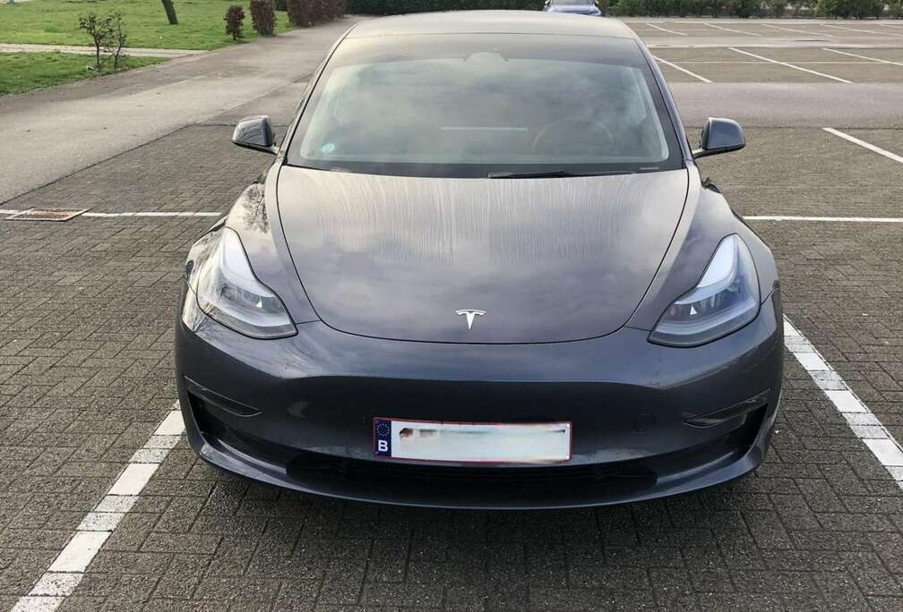 Tesla Performance full autonome