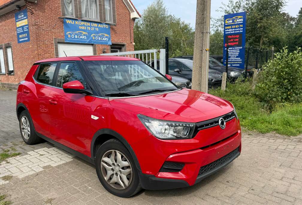 SsangYong Tivoli 1.6i e-XGi 2WD Crystal