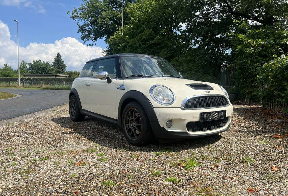 MINI