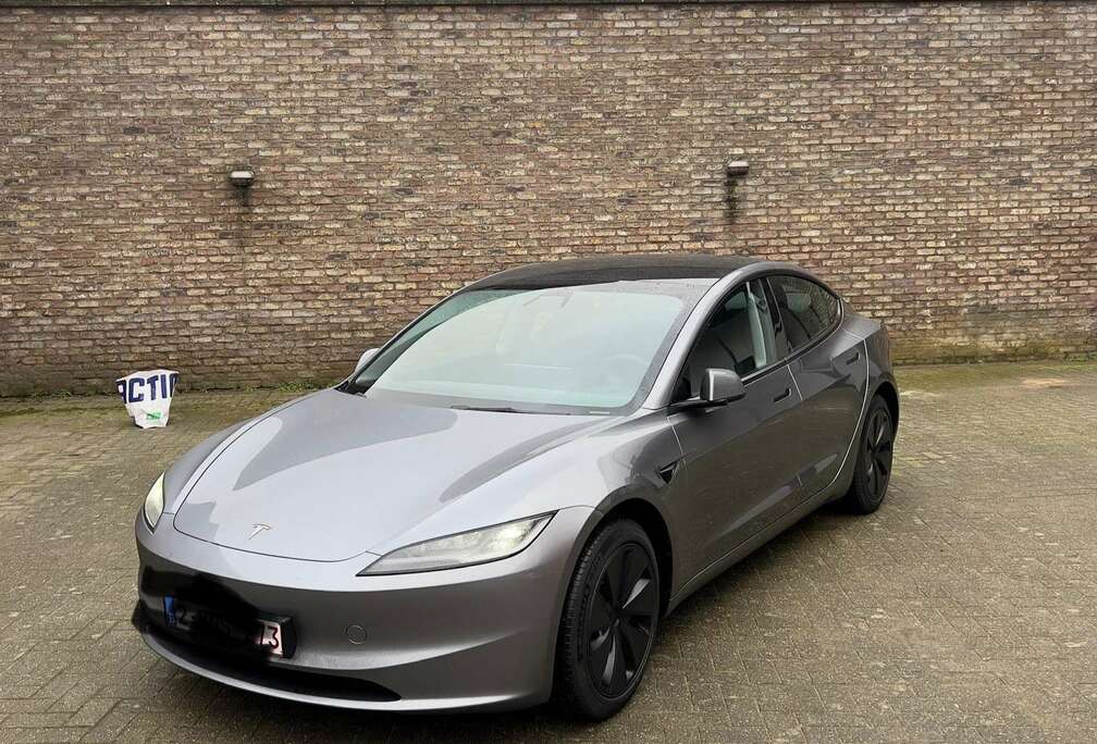 Tesla 78 kWh RWD Long Range