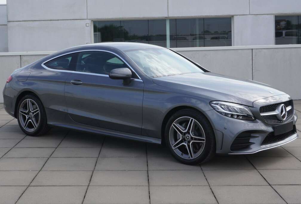 Mercedes-Benz COUPE AMG/INPARKEERPAK/LED/KEYLESS START/