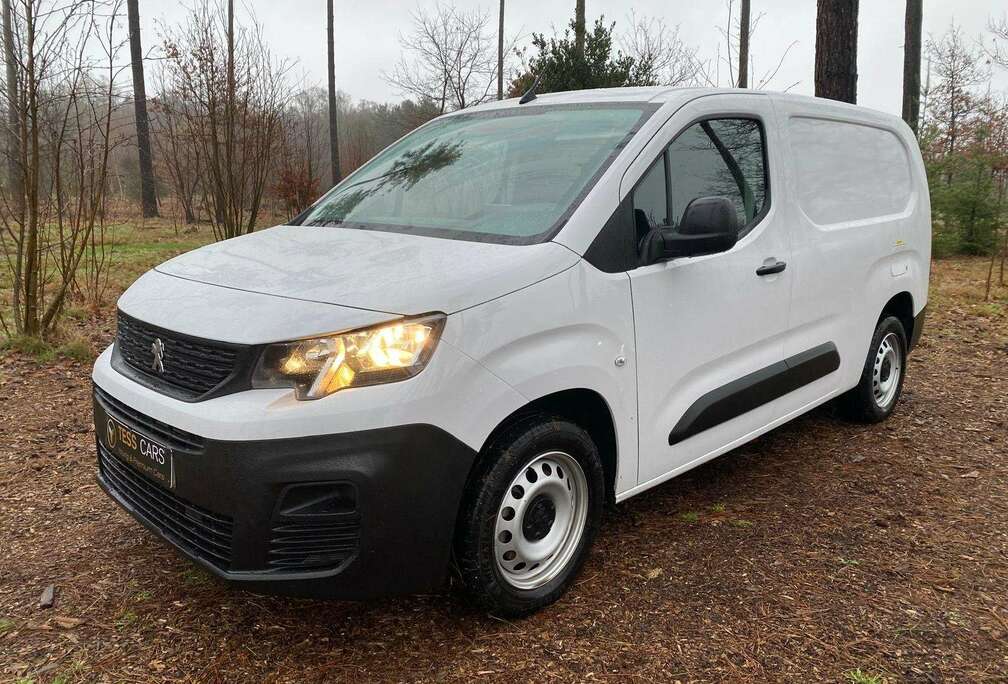 Peugeot Airco,DAB,Cruise,Parkeersensoren,Long Heavy...