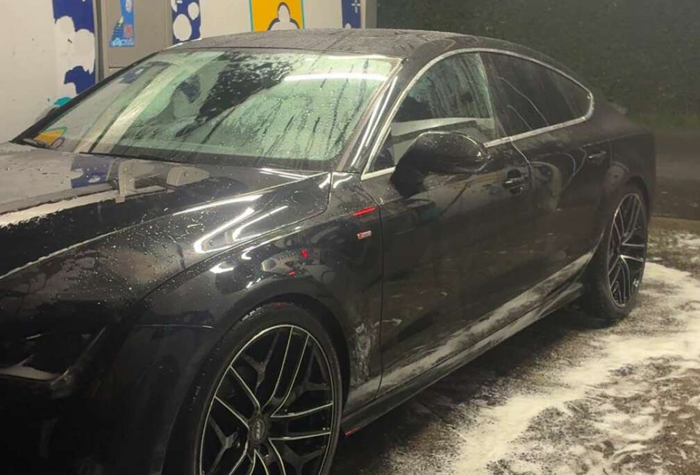 Audi 3.0 TDI quattro tiptronic